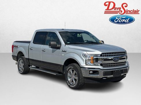 Used 2018 Ford F150 XLT w/ Equipment Group 302A Luxury AWD/4WD image 4