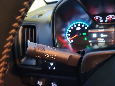 Used 2022 GMC Canyon AT4 w/ Trailering Package image 28