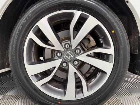 Used 2022 Honda Odyssey Touring image 35