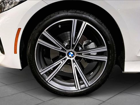 Used 2024 BMW 330i xDrive Sedan w/ Convenience Package image 10
