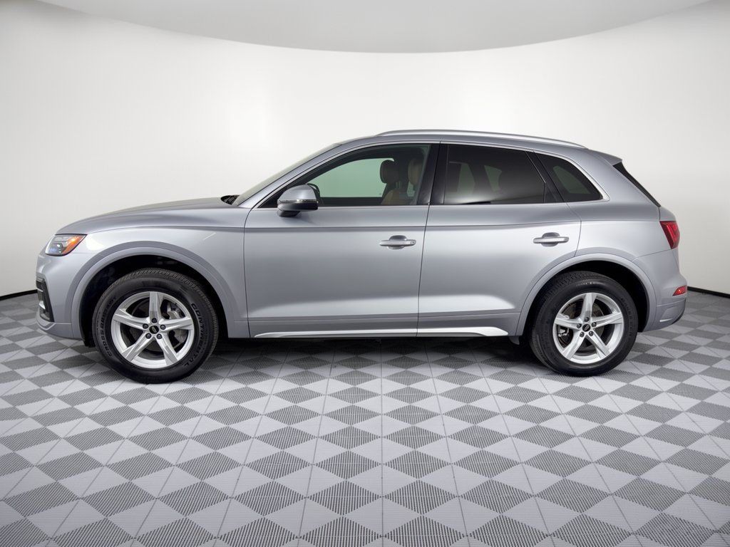 Used 2023 Audi Q5 2.0T Premium AWD/4WD image 2