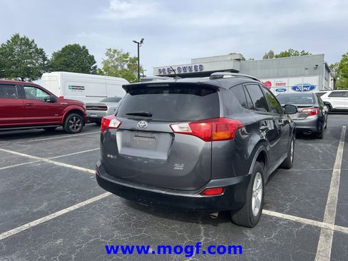 Used 2014 Toyota RAV4 XLE image 3