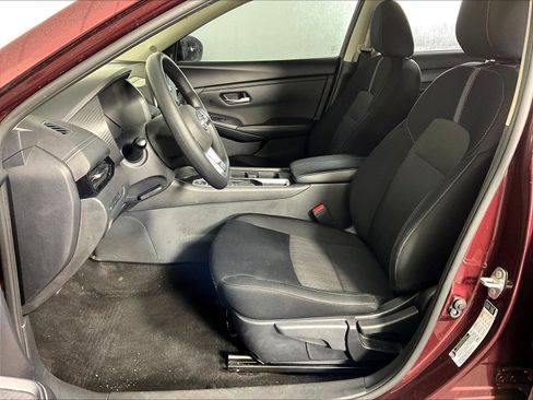 Used 2025 Nissan Sentra SV FWD image 19