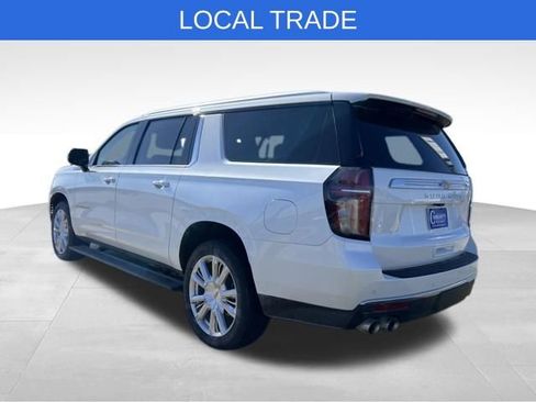 Used 2023 Chevrolet Suburban High Country w/ Premium Package 2 image 4