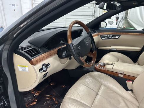 Used 2007 Mercedes-Benz S 550 image 9