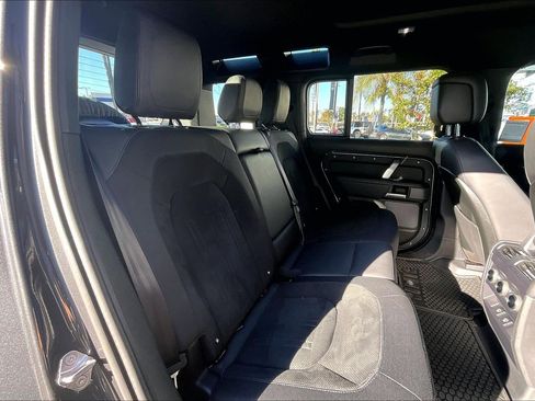 Used 2023 Land Rover Defender 110 Carpathian Edition image 27