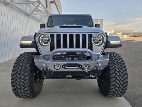 Used 2021 Jeep Gladiator Mojave AWD/4WD image 28