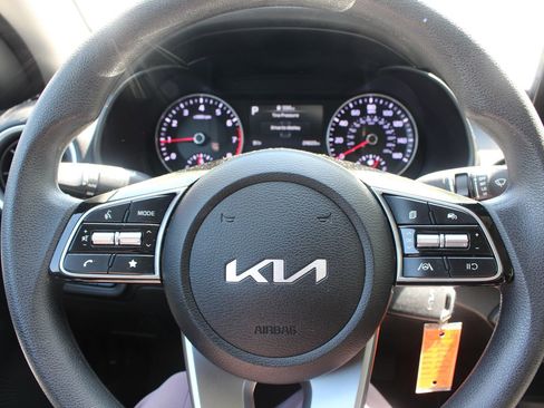 Certified 2024 Kia Forte LXS image 18