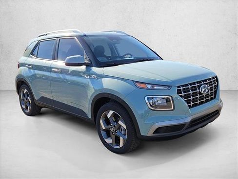 New 2026 Hyundai Venue SEL image 4