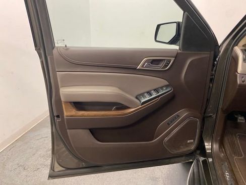 Used 2019 GMC Yukon Denali w/ Open Road Package AWD/4WD image 18