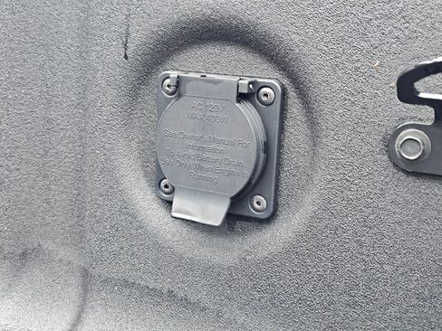 Used 2024 Nissan Frontier PRO-4X w/ Pro Convenience Package AWD/4WD image 14