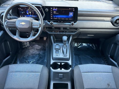 Used 2024 Chevrolet Colorado W/T image 14