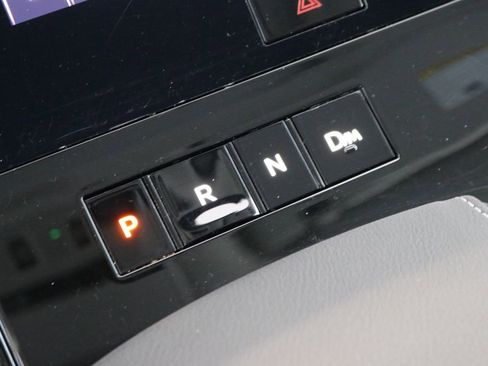 Certified 2025 INFINITI QX80 Sensory image 60