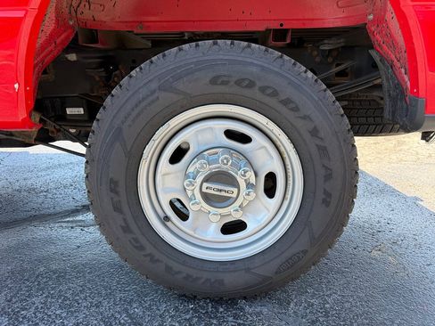 Used 2020 Ford F350 XL w/ Power Equipment Group AWD/4WD image 10
