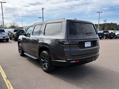 New 2026 Jeep Grand Wagoneer 4WD image 3