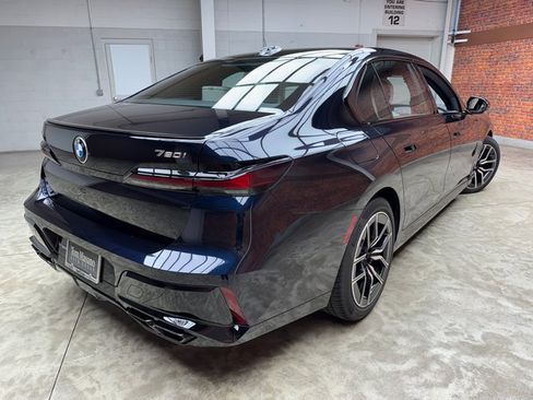 Certified 2023 BMW 760i xDrive w/ Executive Package image 5