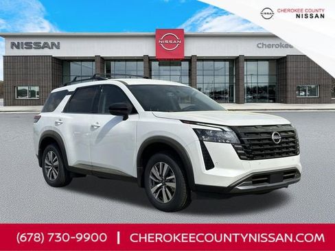 New 2026 Nissan Pathfinder SL FWD image 1