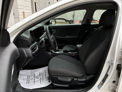 Used 2025 Kia K4 FWD image 10