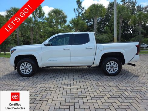 Certified 2025 Toyota Tacoma SR5 AWD/4WD image 8