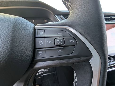 New 2025 Jeep Grand Cherokee Limited image 19