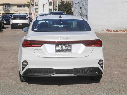 Used 2023 Kia Forte LXS FWD image 7