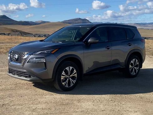 Used 2021 Nissan Rogue SV image 5