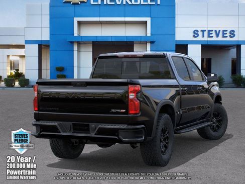 New 2026 Chevrolet Silverado 1500 ZR2 image 4
