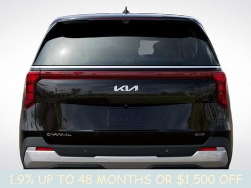 New 2026 Kia Carnival EX FWD image 14