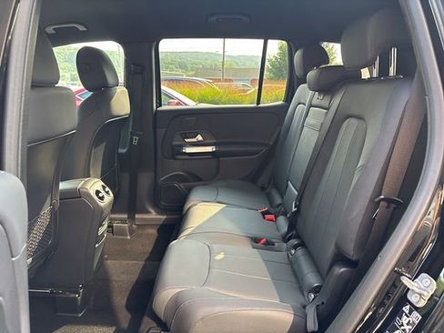 Used 2025 Mercedes-Benz GLB 250 GLB 250 image 16