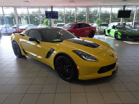 Used 2016 Chevrolet Corvette Z06 w/ 3LZ Preferred Equipment Group RWD image 1