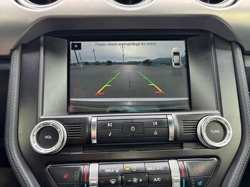 Used 2018 Ford Mustang Premium image 20