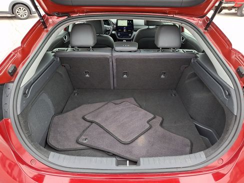 Used 2020 Hyundai Ioniq Limited image 32