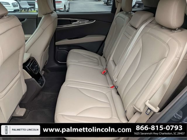 Certified 2022 Lincoln Nautilus FWD w/ Premium Package image 14