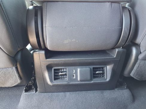 Used 2024 GMC Sierra 1500 SLE RWD image 23