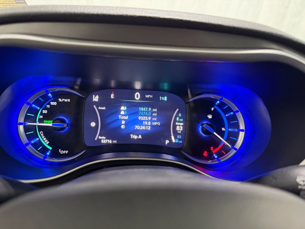 Used 2023 Chrysler Pacifica Touring-L FWD image 20