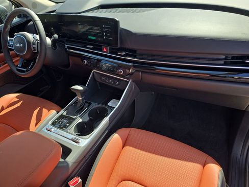 New 2026 Kia Carnival SX Prestige image 12