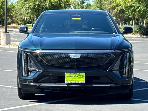 Used 2024 Cadillac Lyriq Sport RWD image 7