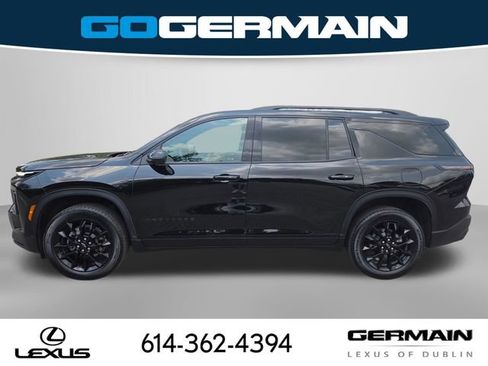 Used 2024 Chevrolet Traverse LT w/ Midnight/Sport Edition AWD/4WD image 11