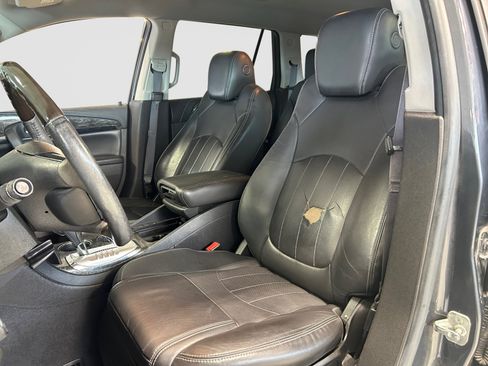 Used 2014 Buick Enclave Leather w/ Trailering Provision Package FWD image 10