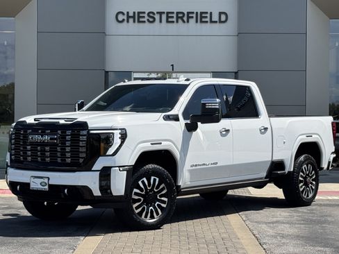 Used 2025 GMC Sierra 2500 Denali Ultimate AWD/4WD image 1