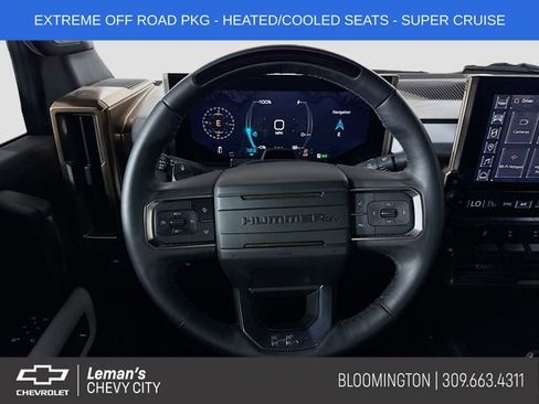 Used 2024 GMC Hummer EV 2X w/ Extreme Off-Road Package image 11