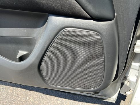 Used 2017 Nissan Pathfinder S FWD image 25