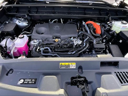 New 2026 Toyota Highlander Platinum image 16