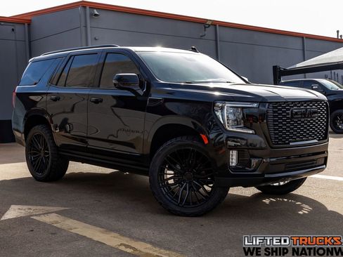 Used 2023 GMC Yukon Denali Ultimate image 1