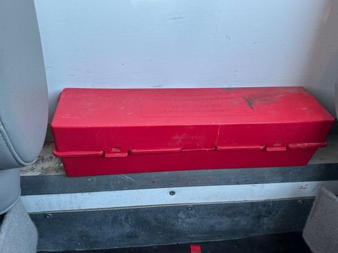 Used 2019 Ford E-350 and Econoline 350 Super Duty w/ Power Windows & Locks Group image 32