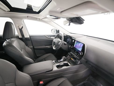 Used 2025 Lexus NX 250 FWD w/ Accessory Package (2T) image 19
