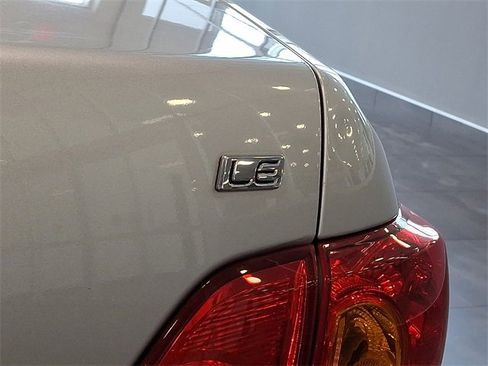Used 2010 Toyota Corolla LE image 23