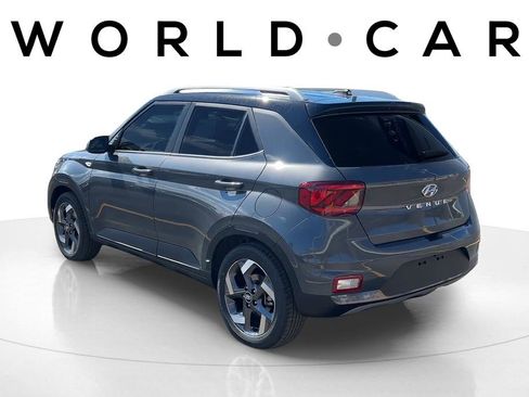New 2026 Hyundai Venue SEL FWD image 5
