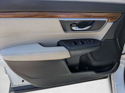 Used 2017 Honda CR-V EX image 11