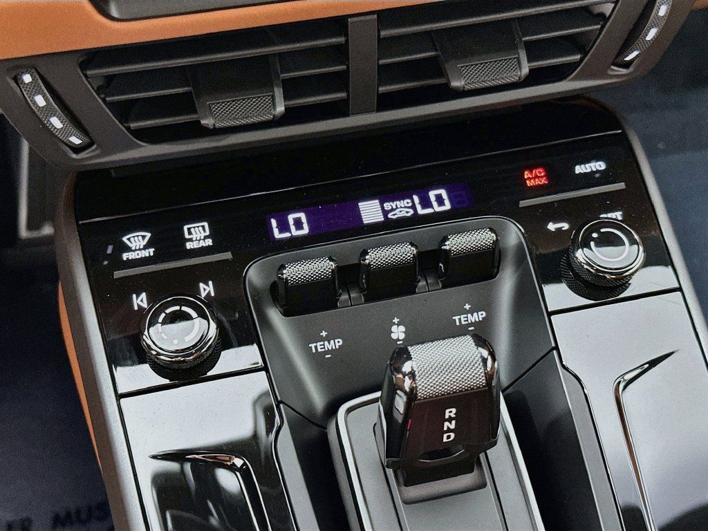 New 2026 Porsche 911 Carrera RWD image 18